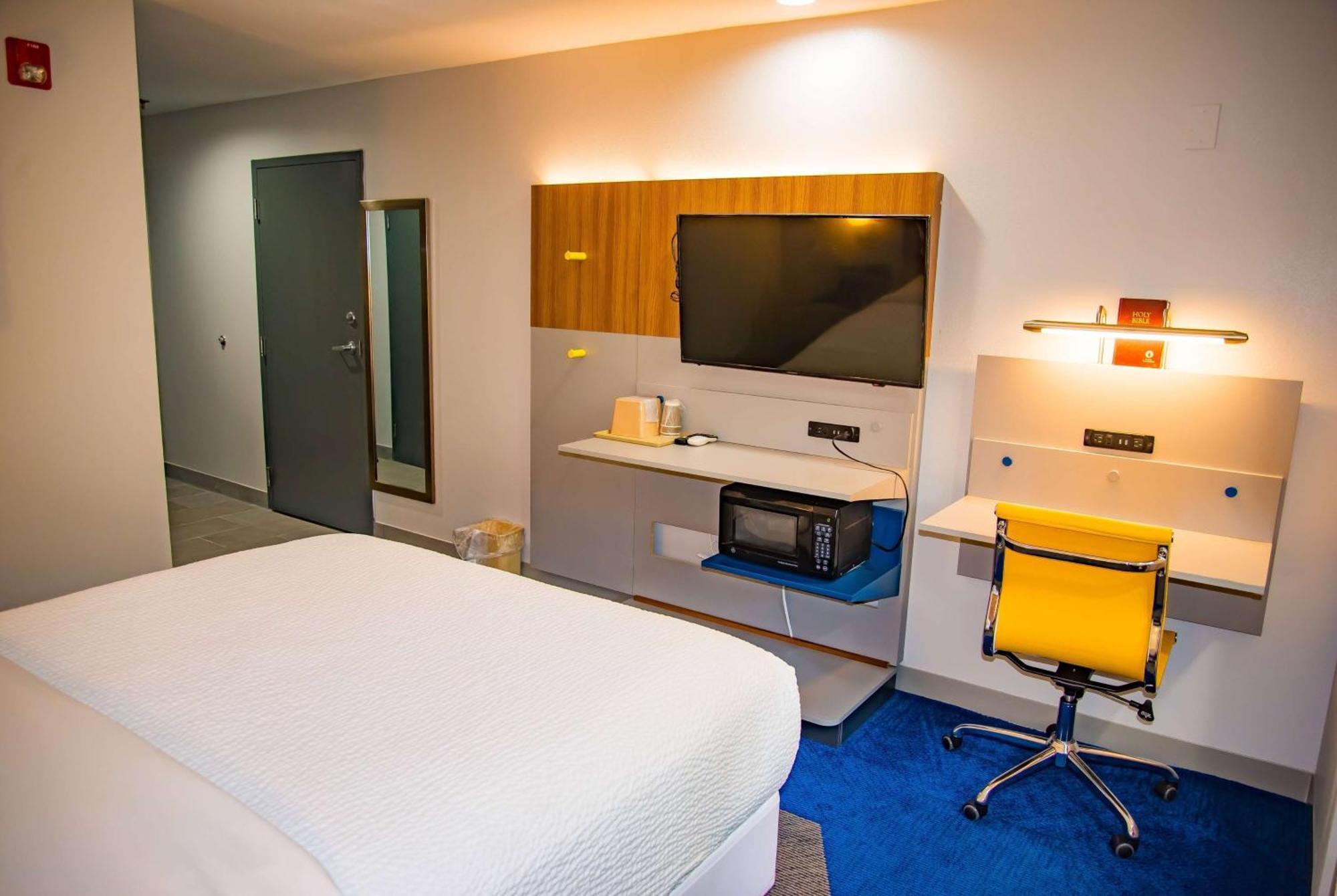 Microtel Inn & Suites By Wyndham Daphne Exteriér fotografie